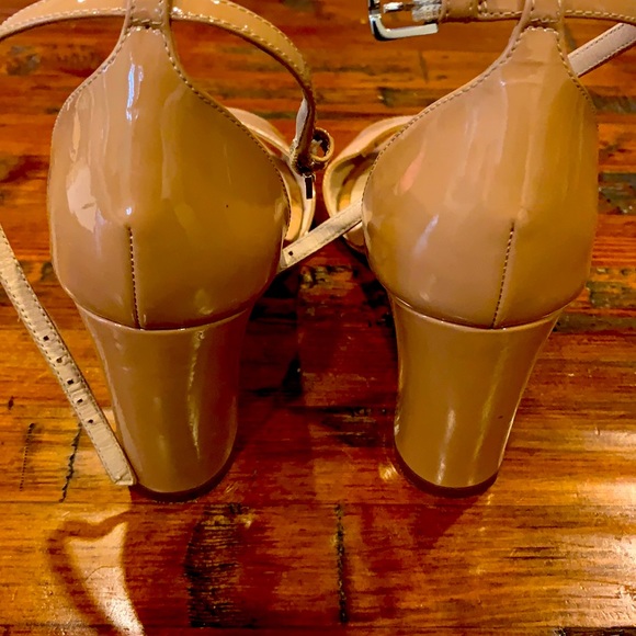 LK Bennett Patent Leather heels - Picture 2 of 3